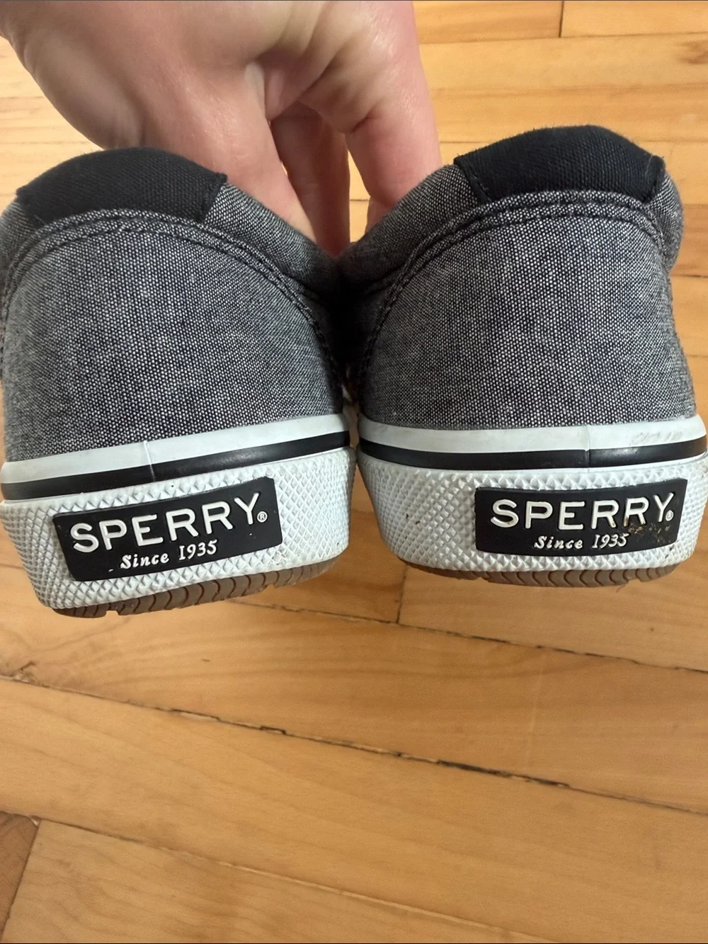 Sperry Men’s Gray Canvas Lace-Up Boat Shoes with Black Laces